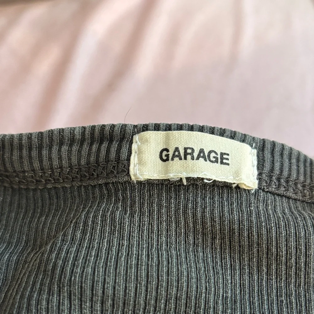 Garage Charcoal Ribbed Tank Top - Picture 2 of 2